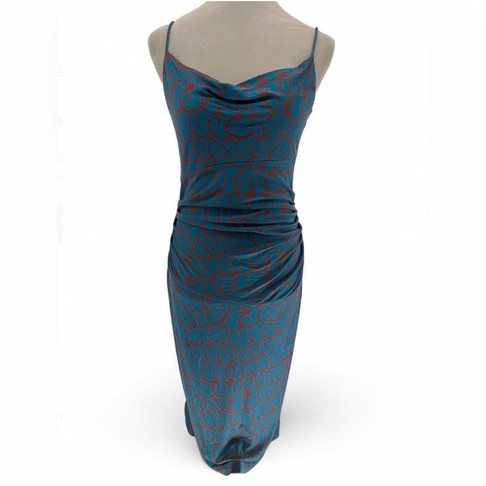 Diane Von Furstenberg 100% Silk Blue Anna Ruched Waist Sleeveless Dress Size 8
